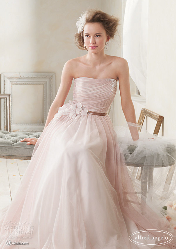 Alfred Angelo 2024 婚纱礼服系列