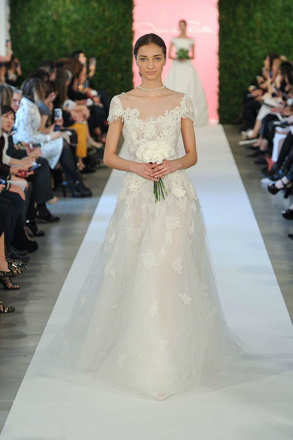 Oscar de la Renta 2024春夏梦幻嫁衣