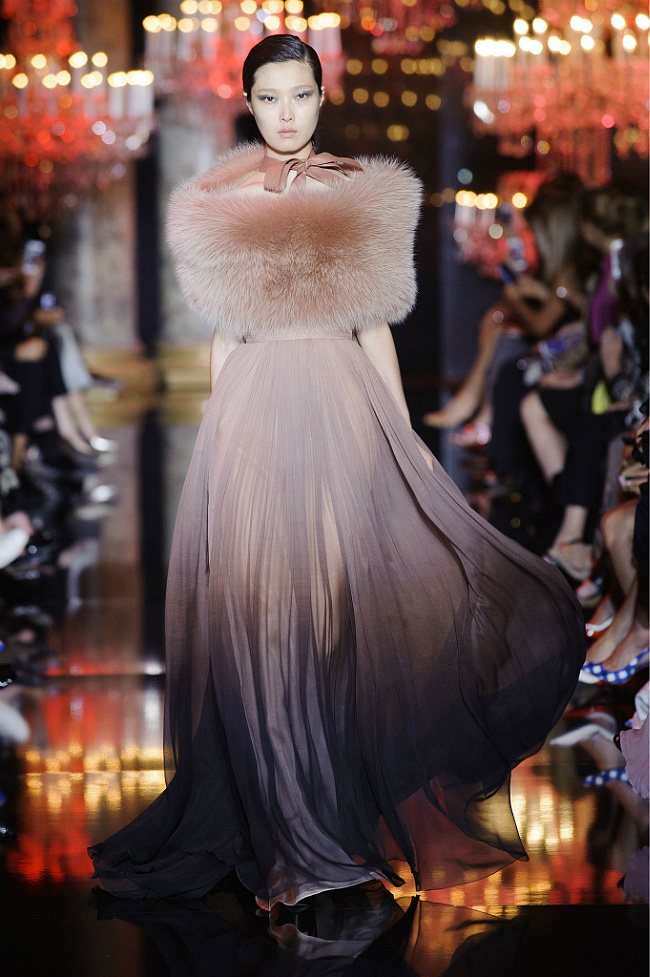 ELIE SAAB 2024秋冬高订婚纱礼服
