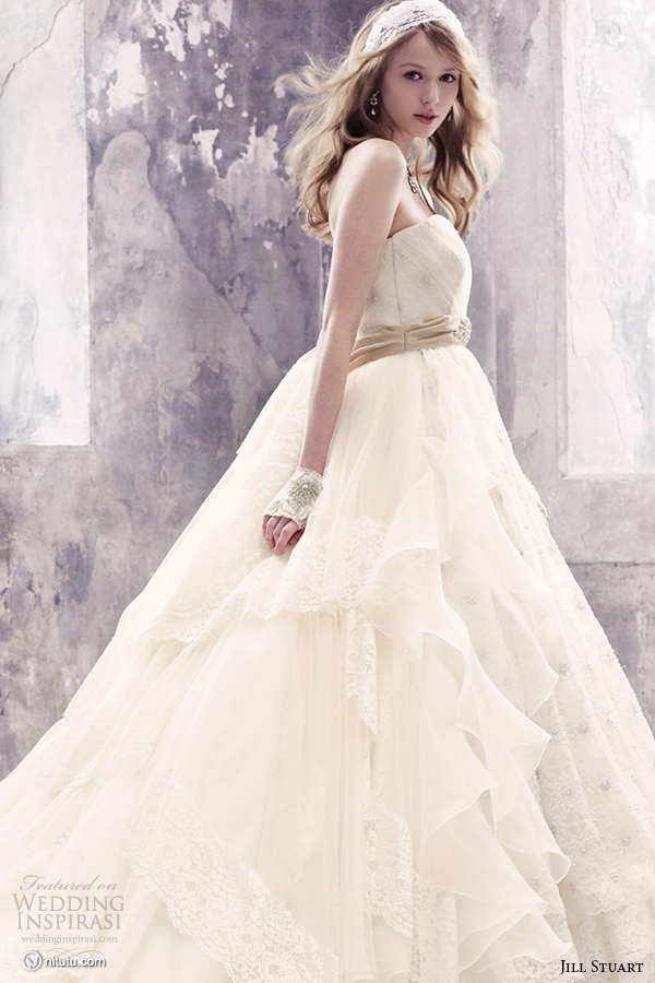 JILL STUART 时尚婚纱礼服系列欣赏