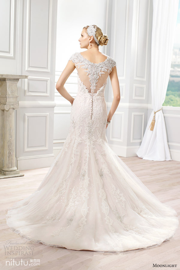 Moonlight Couture 2024 婚纱礼服系列摄影
