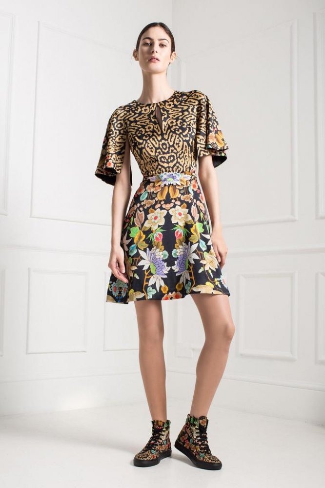 Temperley London（坦波丽·伦敦）2024早秋系列Lookbook