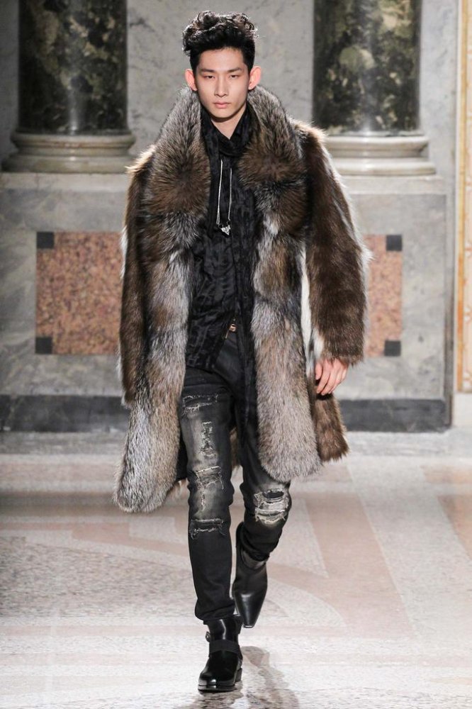Roberto Cavalli 2024米兰时装周男装发布会