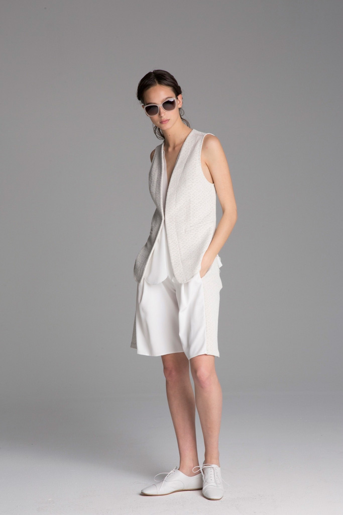Emporio Armani 2024 Lookbook早春度假系列
