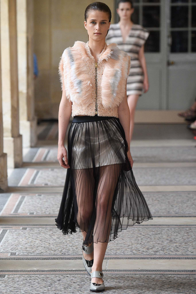 Bouchra Jarrar（布什哈·加拉尔）2024巴黎时装秀