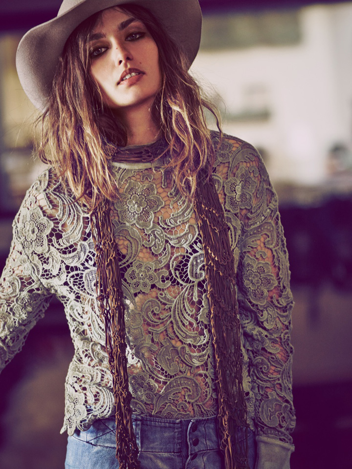 Free People 2024早秋商业广告摄影大片