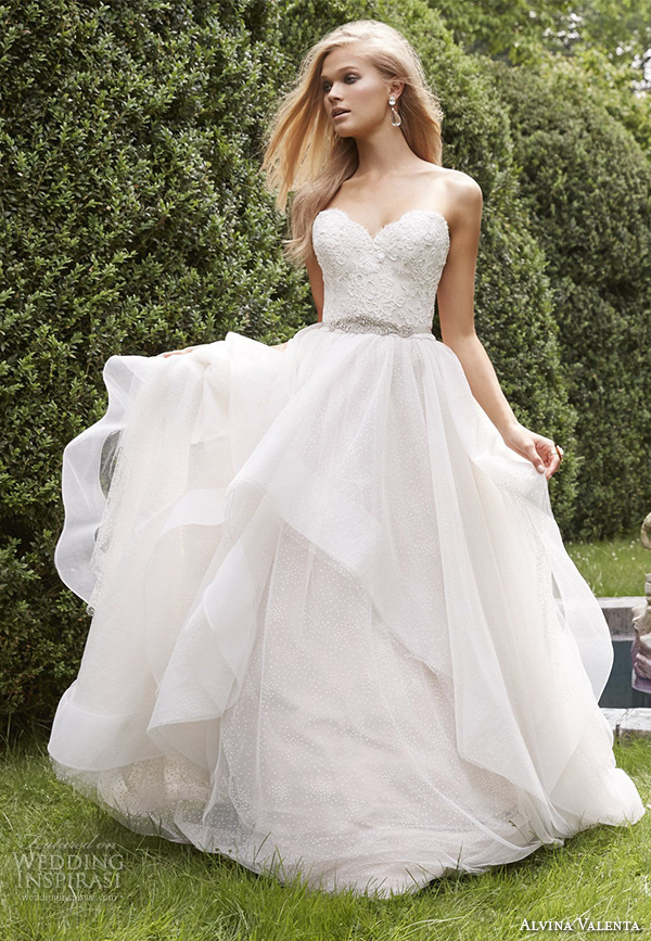 Alvina Valenta 2024秋冬婚纱系列