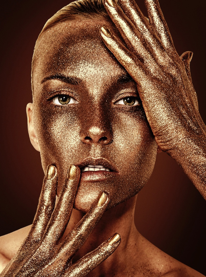  Caroline Trentini（卡罗琳·特提妮）代言Carrano时尚广告大片