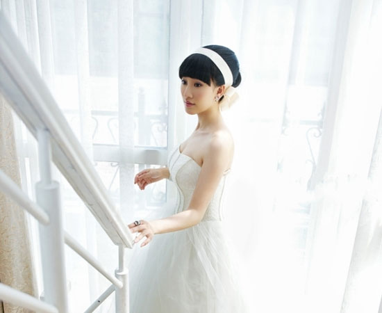 柔光粉彩清裸肌 七夕约会美妆速成