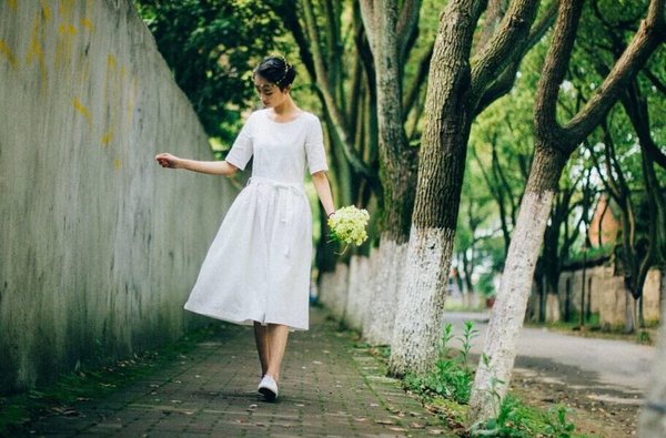 唯美白衣少女