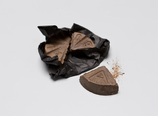 JUST IN CASE—MENOSUNOCEROUNO品牌包装设计