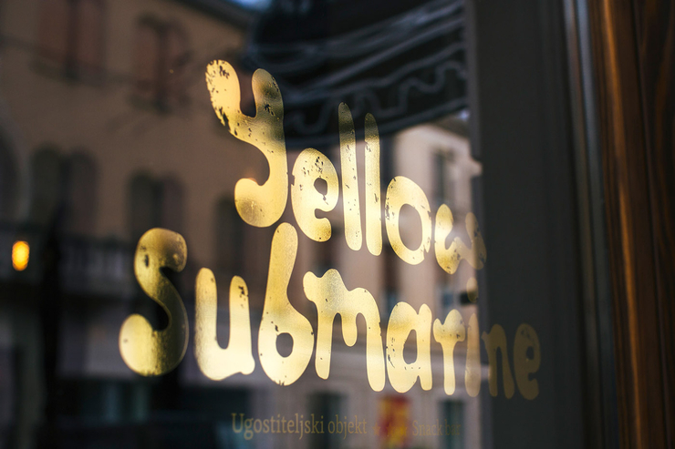 Yellow Submarine 汉堡店VI设计