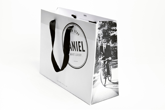 Daniel - 酒店视觉形象vi设计