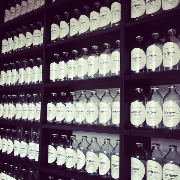 OUR/VODKA简洁伏特加包装