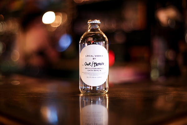 OUR/VODKA简洁伏特加包装