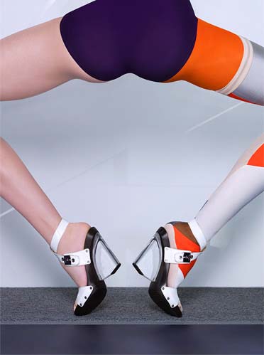 Scholl 品牌女鞋精彩广告设计招贴欣赏