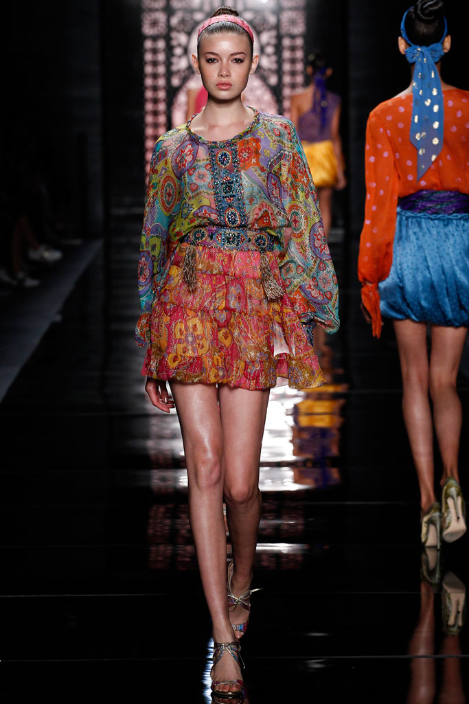 Reem Acra（雷姆·阿克拉）2024纽约时装秀