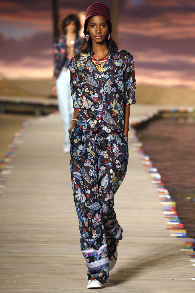 Tommy Hilfiger（汤米·希尔费格）2024纽约时装秀