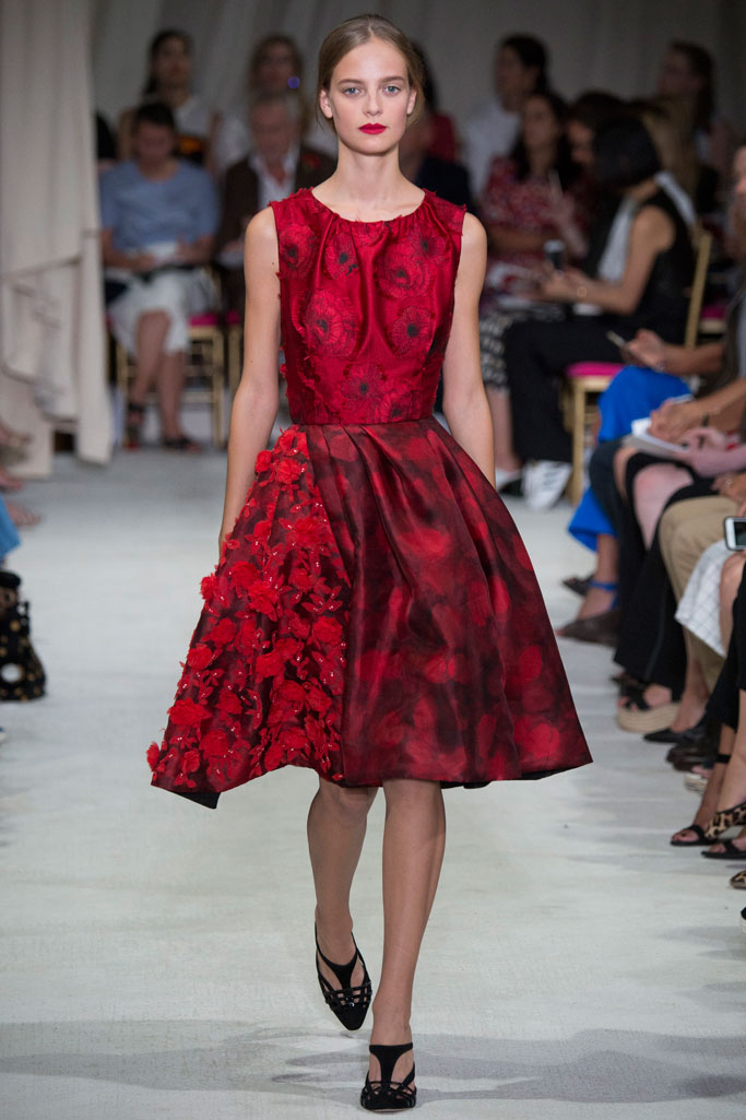 Oscar de la Renta（奥斯卡·德拉塔伦）2024纽约时装秀