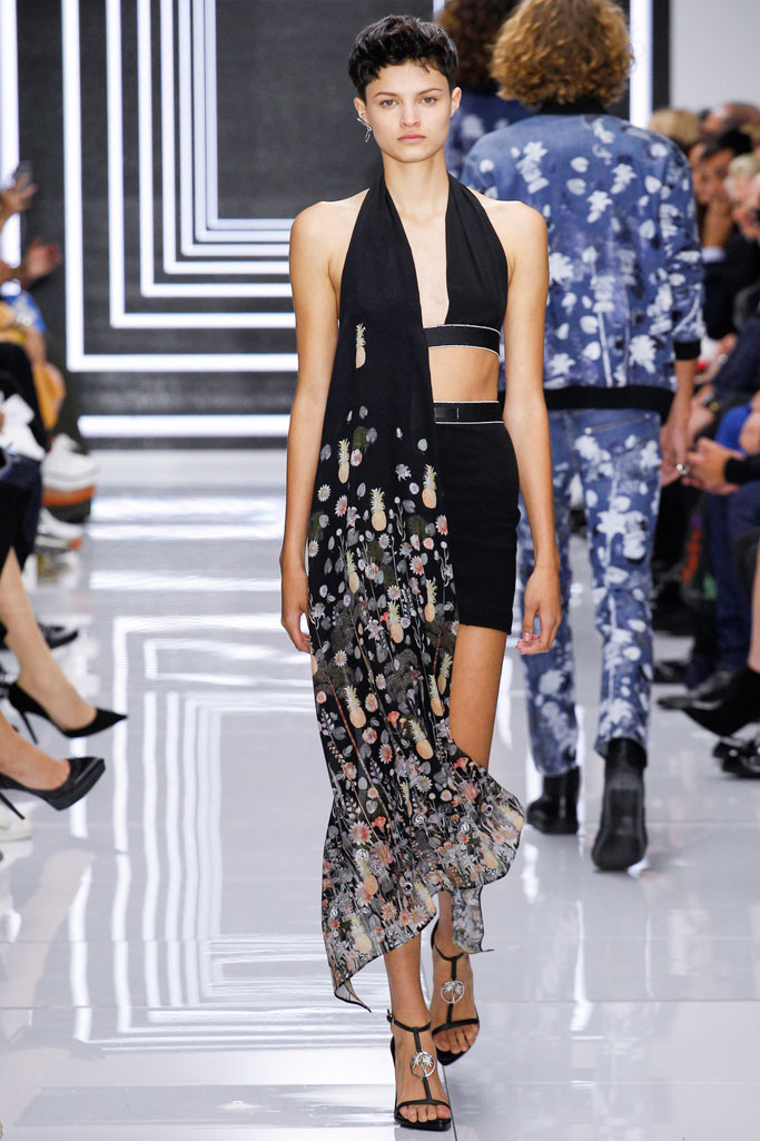 Versus Versace（范瑟丝）2024伦敦时装秀