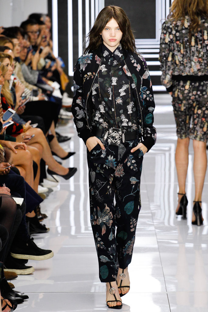 Versus Versace（范瑟丝）2024伦敦时装秀