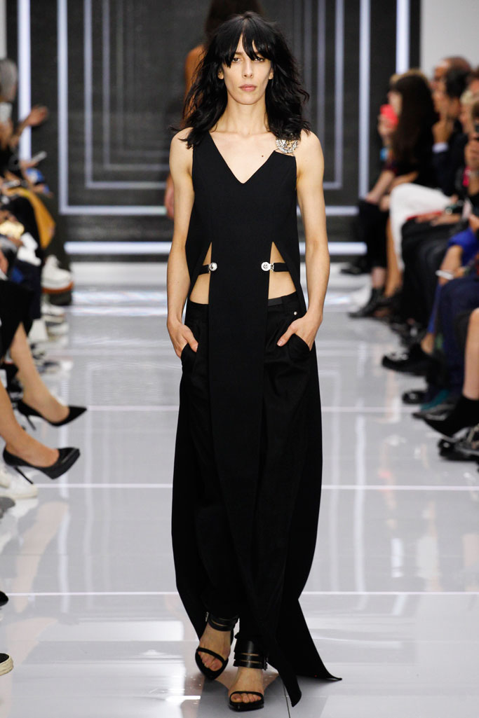 Versus Versace（范瑟丝）2024伦敦时装秀