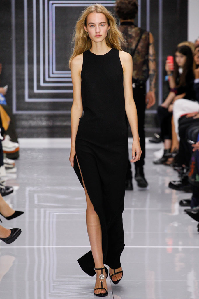Versus Versace（范瑟丝）2024伦敦时装秀