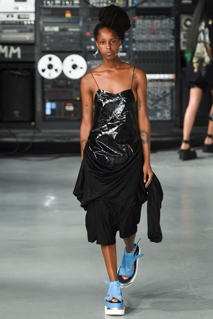 MM6 Maison Margiela 2024伦敦时装秀