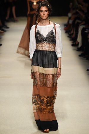 Alberta Ferretti 2024米兰时装秀