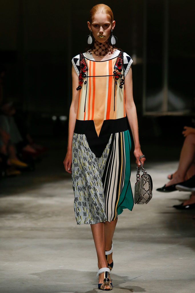 Prada（普拉达）2024米兰时装秀