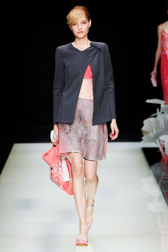 Giorgio Armani（乔治·阿玛尼）2024米兰时装秀