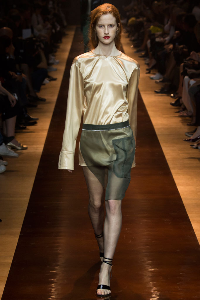 Nina Ricci（莲娜丽姿）2024巴黎时装秀