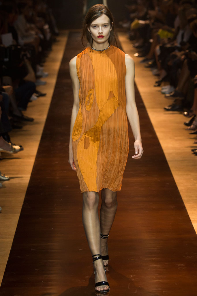 Nina Ricci（莲娜丽姿）2024巴黎时装秀