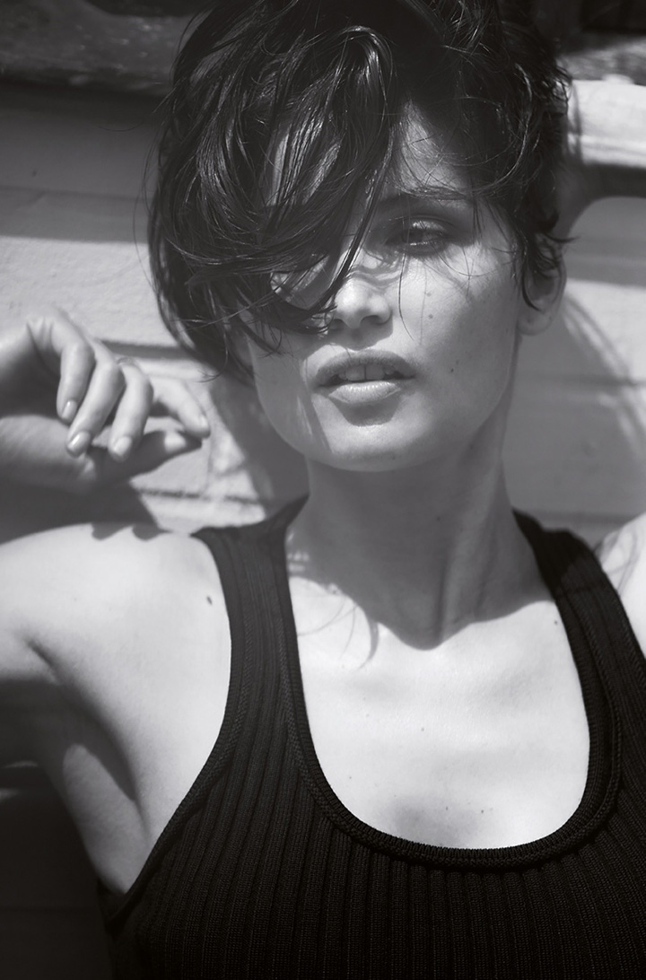 Laetitia Casta 演绎《Muse》杂志黑白时尚大片