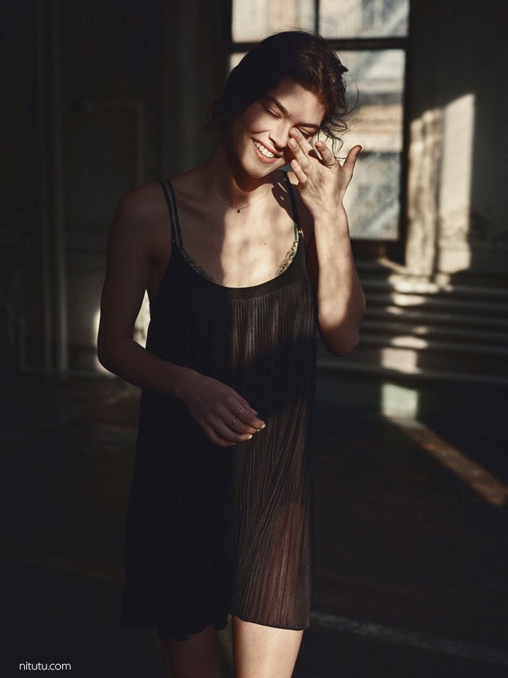 Urban Outfitters 2024内衣品牌广告