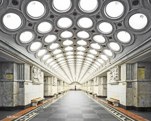 摄影师David Burdeny： 华丽程度让人惊讶的俄罗斯地铁站
