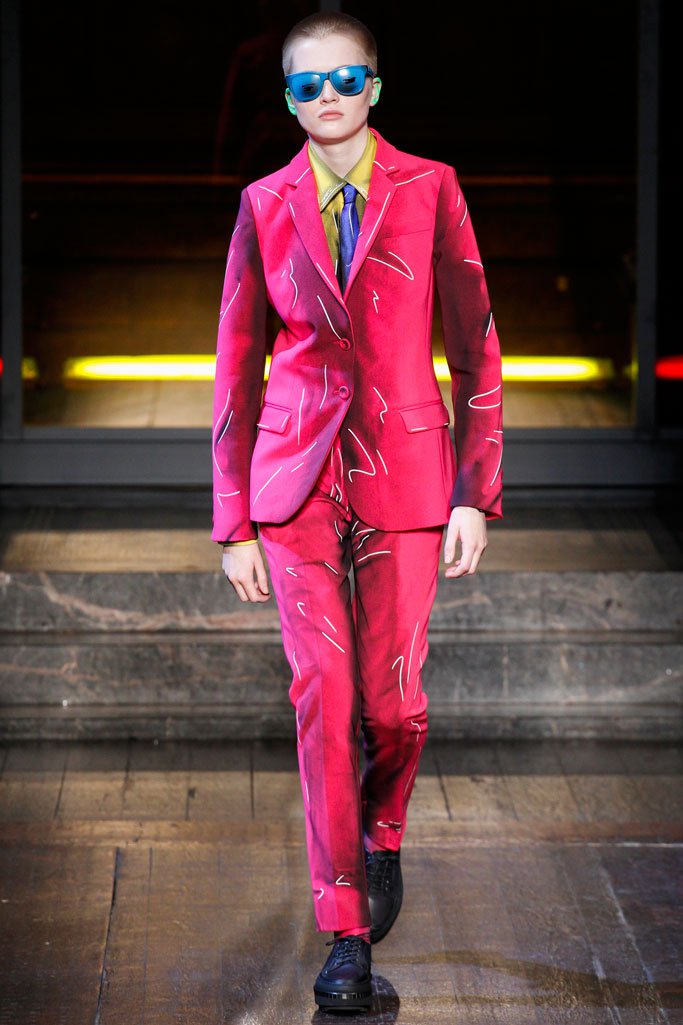 Moschino（莫斯奇诺）2024伦敦时装周男装秀