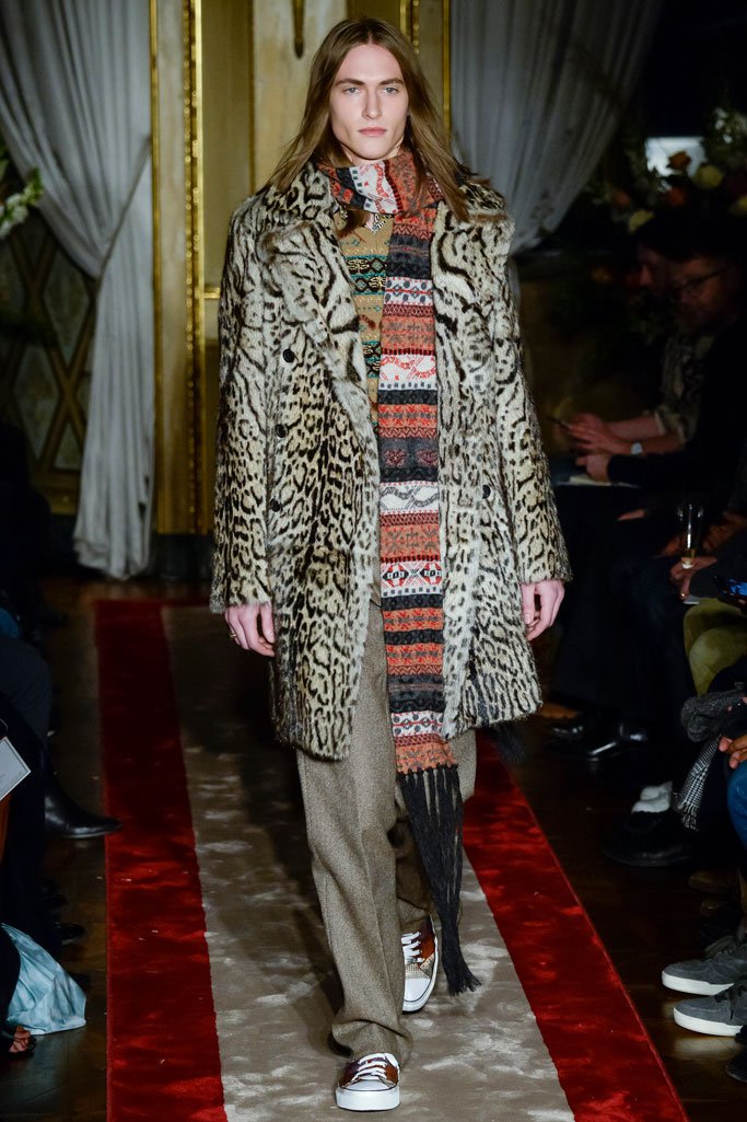 Roberto Cavalli（罗伯特·卡沃利）2024米兰时装周男装秀