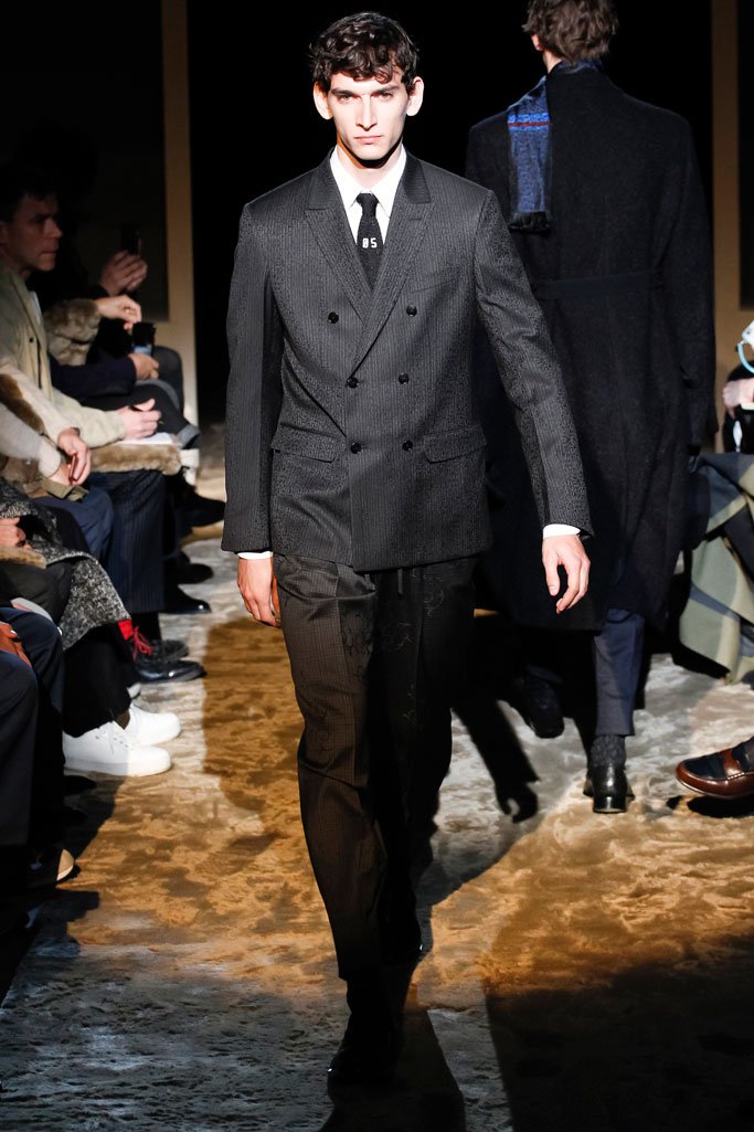 Ermenegildo Zegna（杰尼亚）2024米兰时装周高级手工系列