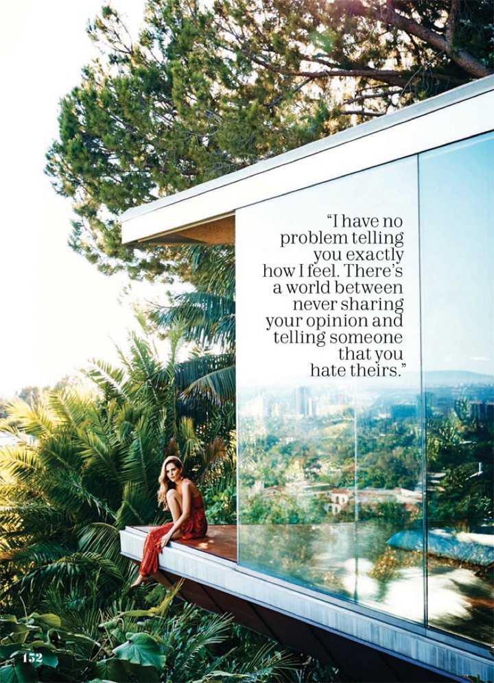 Zoey Deutch 《Cosmopolitan》杂志情人节时尚大片