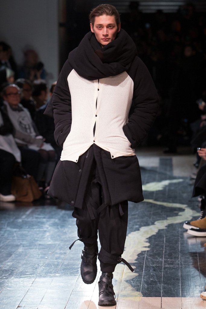 Yohji Yamamoto（山本耀司）2024巴黎时装周男装秀