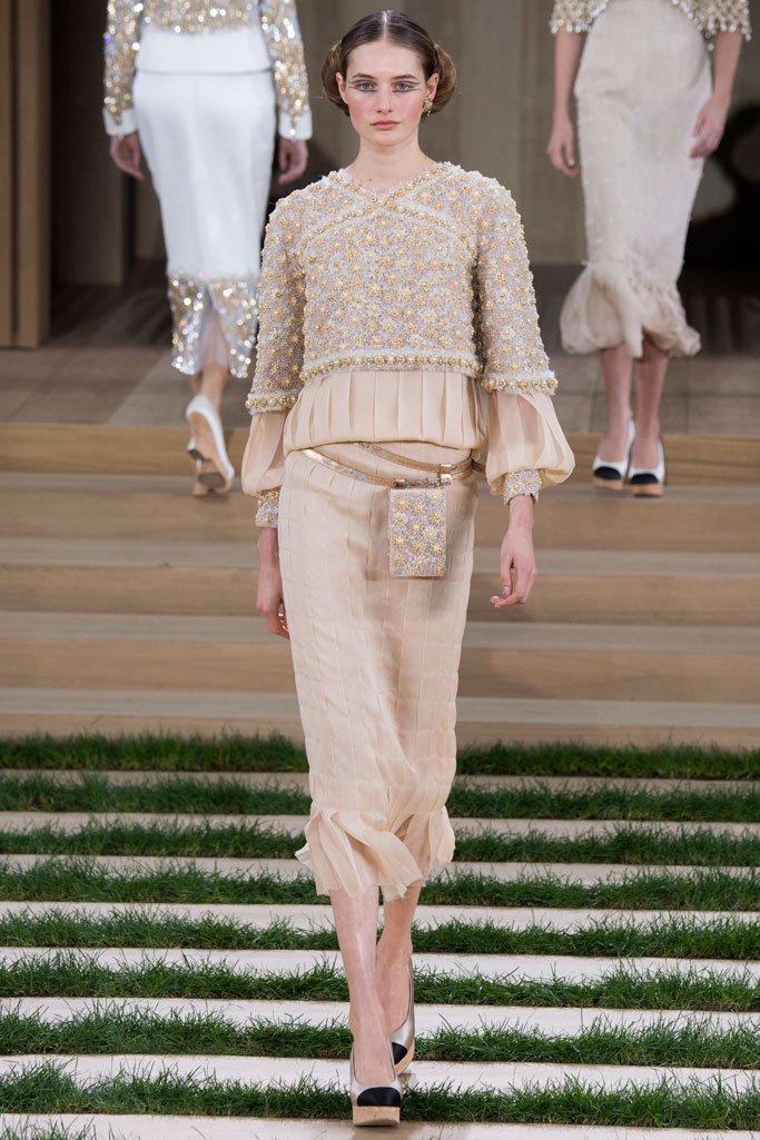 Chanel（香奈儿）2024春夏巴黎时装周时装秀
