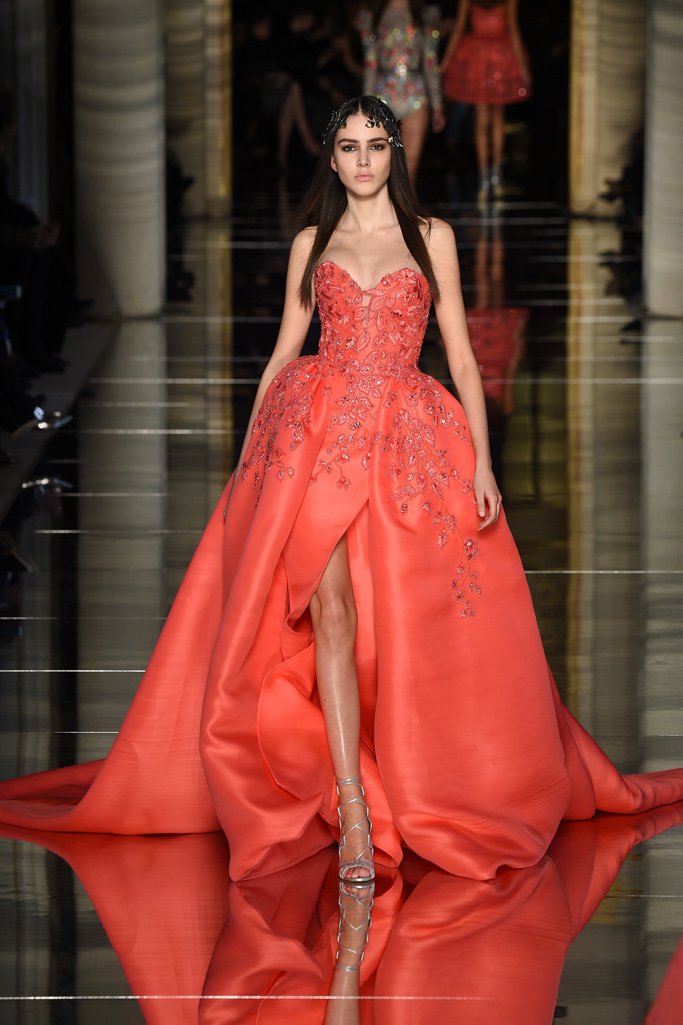Zuhair Murad（祖海·慕拉）2024时装发布会女装秀