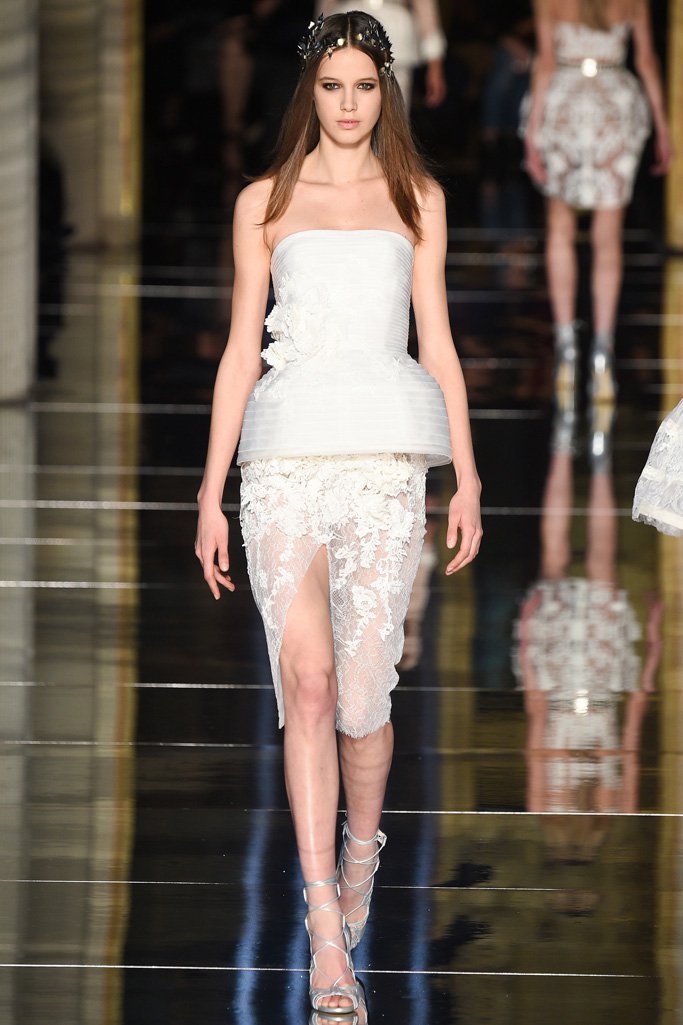 Zuhair Murad（祖海·慕拉）2024时装发布会女装秀