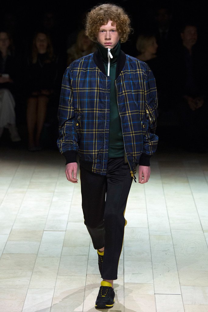 Burberry（博柏利）2024伦敦时装周女装秀