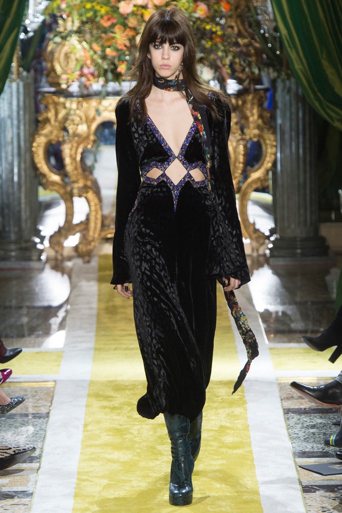 Roberto Cavalli 2024米兰时装周女装秀