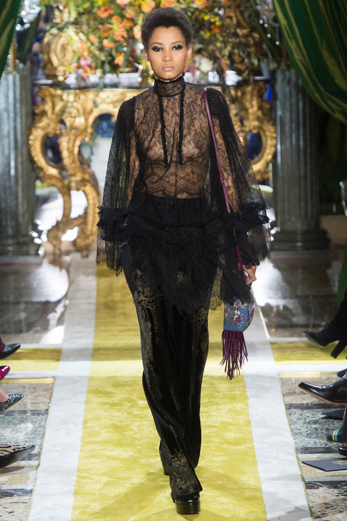 Roberto Cavalli 2024米兰时装周女装秀