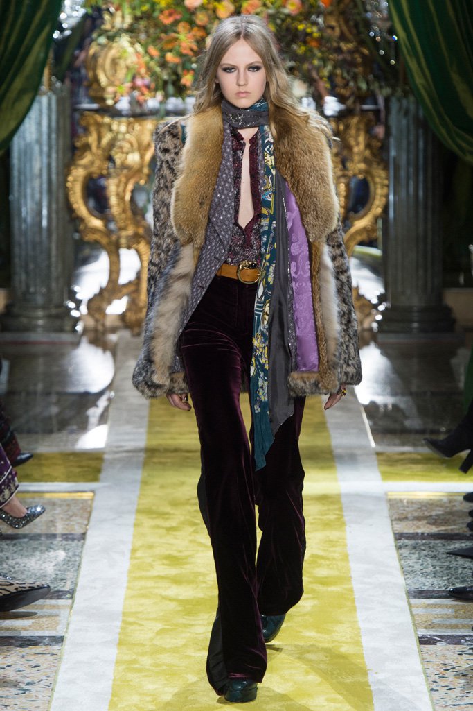 Roberto Cavalli 2024米兰时装周女装秀