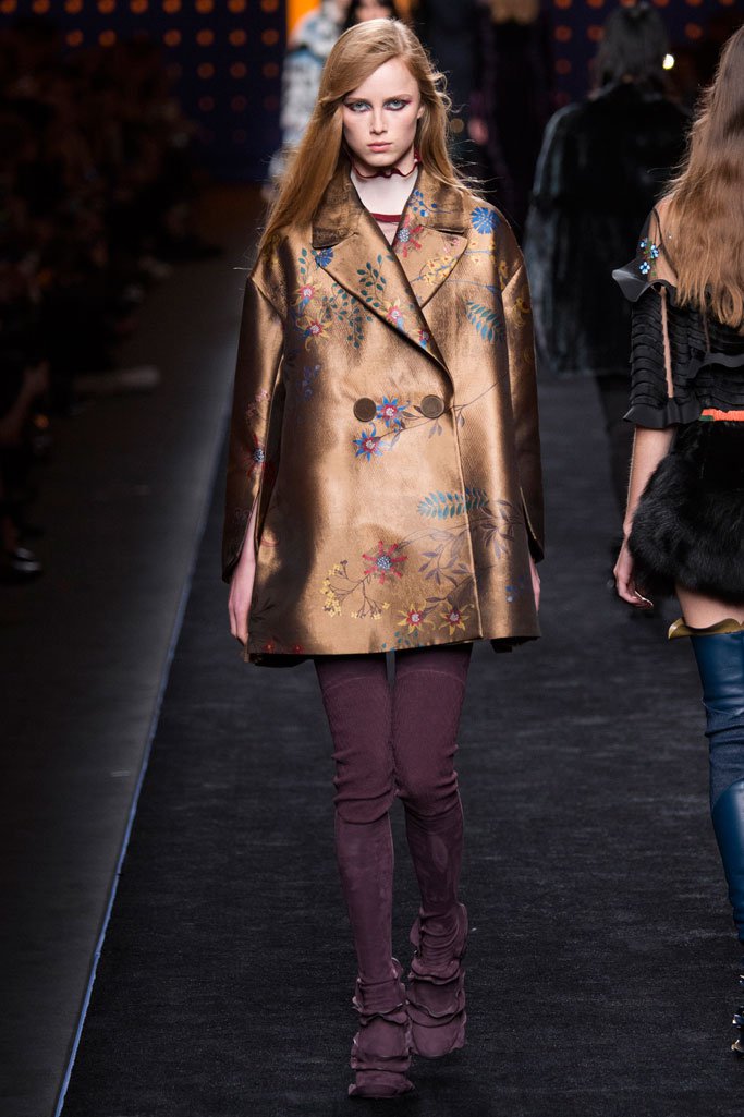 Fendi（芬迪）2024米兰时装周女装秀