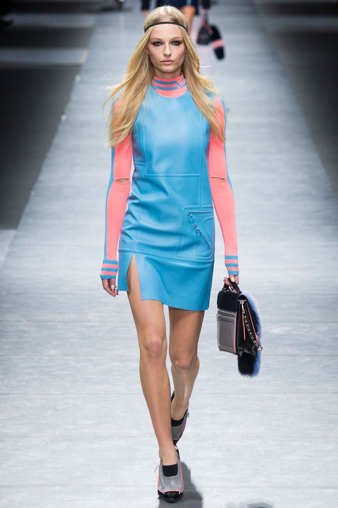 Versace（范思哲）2024米兰时装周女装秀